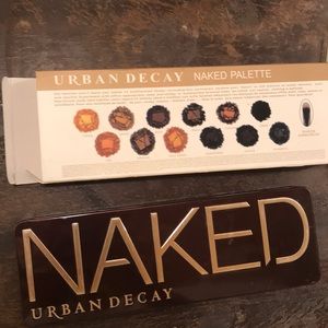 Brand New NAKED eyeshadow palette Urban Decay